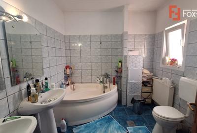 Casă individuală cu 6 camere cu Canalizare în Iosefin - 3