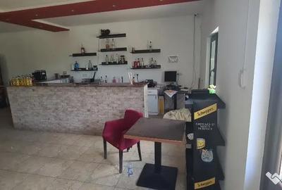 Casă cu 8 camere cu Teren 2370 Mp în Central - 12