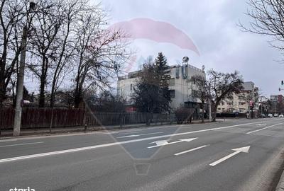 Spațiu comercial, în Jiului - 2