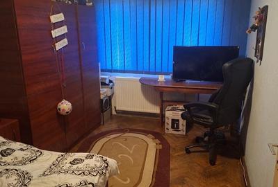 Apartament cu 2 camere semidecomandat în Valea Rosie - 1