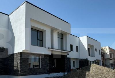 Casă cu 3 camere cu Teren 250 Mp în Central - 3