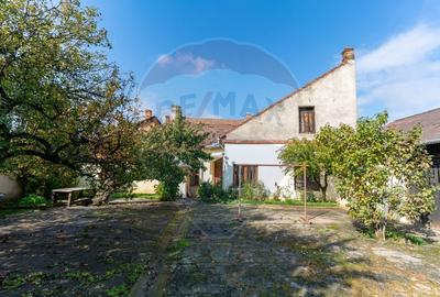 Casă cu 4 camere cu Teren 818 Mp în Central - 14