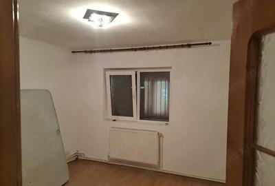 Apartament cu 2 camere decomandat în Bârlad - 5