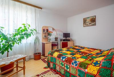 Casa spatioasa in Busteni, cu vedere superba catre Muntii Bucegi Casa spatioasa in Busteni, cu vedere superba catre Muntii Bucegi - 19