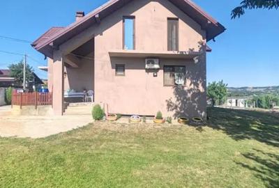 Casă cu 5 camere cu Teren 1250 Mp în Muntenii de Sus - 9