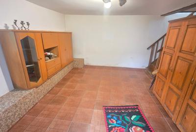 Casă cu 4 camere cu Canalizare în Gării - 6