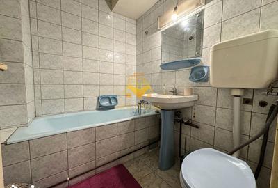 Apartament cu 3 camere, mobilat în Central - 6