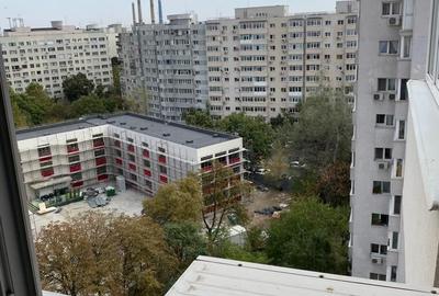 Calea Vitan - Apartament 2 camere , decomandat +loc parcare - 12