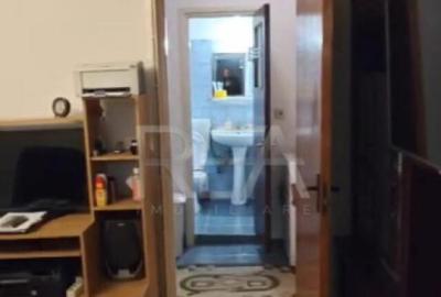 Apartament cu 3 camere semidecomandat în Central - 11