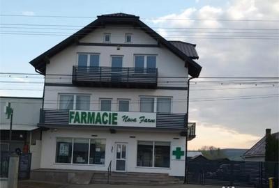 Casă cu 7 camere cu Teren 2000 Mp în Rădăuți - 4