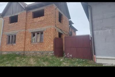 Casă cu Teren 300 Mp în Vărd - 4