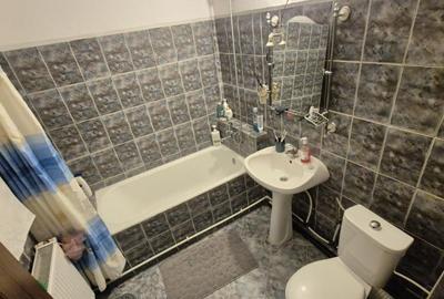 Apartament 2 camere, etaj 3, Rovinari str. Jiului - 8