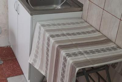 Garsonieră decomandată în Central - 7