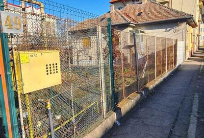 Casă cu 3 camere cu Teren 851 Mp în Elisabetin - 1