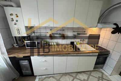Apartament cu 3 camere decomandat în Diamant - 10