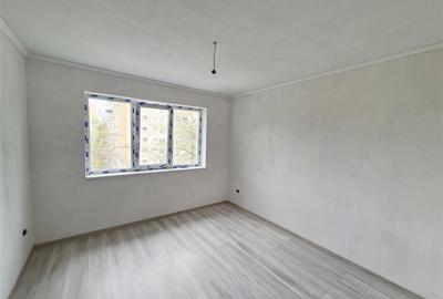 Apartament cu 4 camere semidecomandat în Tătărași - 3