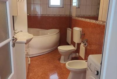 Casă cu 5 camere în Central - 13