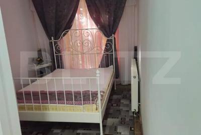 Casă cu 7 camere cu Teren 250 Mp în Central - 8