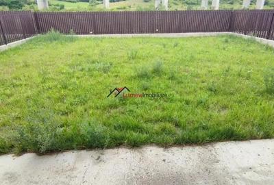 Casă cu Teren 400 Mp în Luna - 1