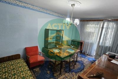 Apartament cu 4 camere decomandat în Central - 1