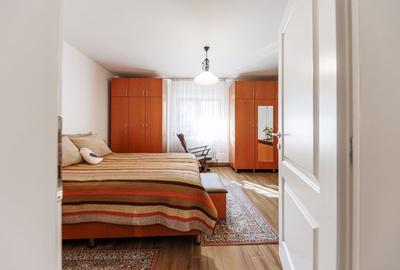 Casă individuală cu 8 camere cu Canalizare în Complex Studențesc - 13