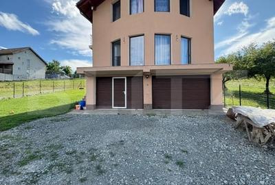 Casa de vanzare 140 mp, 5 ari teren, garaj interior - zona Pensiunea Morariu - 2