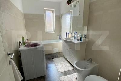 Apartament cu 2 camere, decomandat, etaj doi, 56 mp, zona strazii Florilor - 6