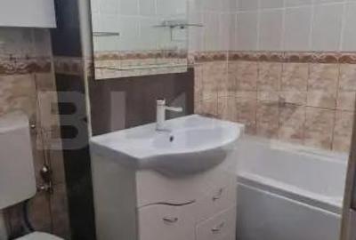 Apartament cu 3 camere decomandat în Micro 4 - 1