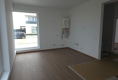 Casă individuală cu 3 camere cu Teren 380 Mp în Berceni - 3