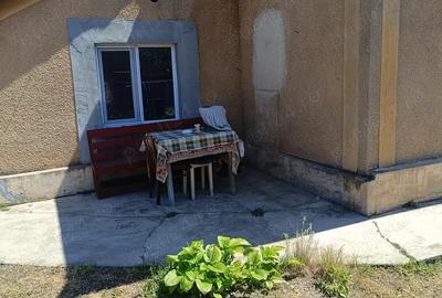 Casă cu 4 camere în Corabia - 1