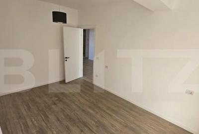 Apartament cu 3 camere decomandat în Rădăuți
