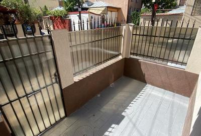 Stefan cel Mare - Spital Colentina, parter vila, parcare, doar firme - 5