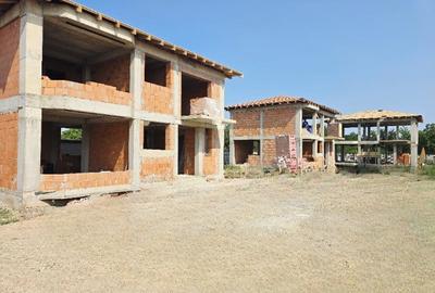 Vila superba P+1 Tunari 171mp, 4 camere, curte proprie, tigla ceramica - 8