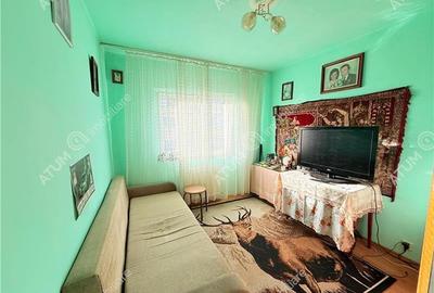 Apartament 3 camere decomandate 2 balcoane 2 bai si pivnita - 11