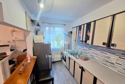 Casă cu 4 camere cu Canalizare în Predeluț - 2