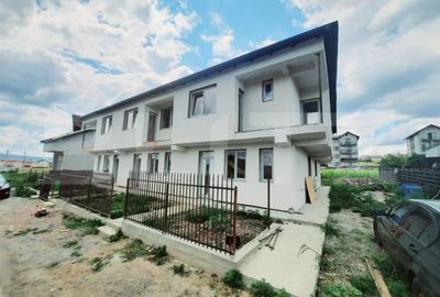 Rate dezvoltator, casa tip triplex, 76 mp utili total, Horpaz