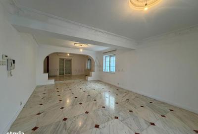 Casă cu 5 camere cu Canalizare în Ultracentral - 11