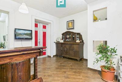 Apartament cu 4 camere vintage ultracentral - 8