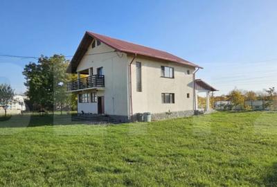 Casă cu 5 camere cu Teren 1300 Mp în Valea - 15