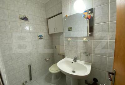 Apartament cu 3 camere decomandat în Central - 2