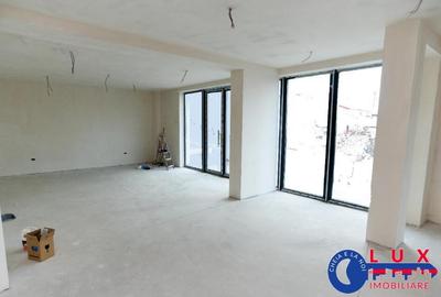 ID 6138 Spa?iu ULTRACENTRAL de VANZARE/INCHIRIERE - 1