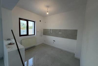 Apartament cu 2 camere decomandat în Vârteju - 1