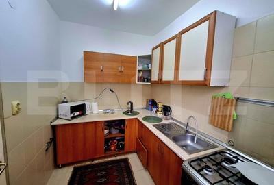 Casa cu 4 apartamente si curte proprie ,suprafata utila 122mp, zona semicentrala - 7
