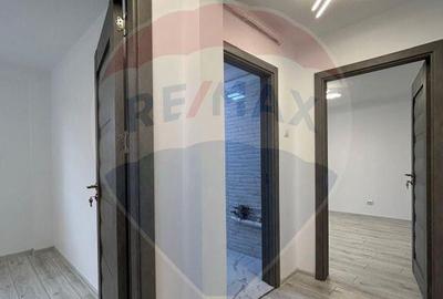 Vanzare Apartament 2 camere Renovat 2025 Piata Victoriei - 2
