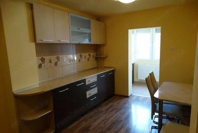 Apartament cu 2 camere în Eroii Revoluției