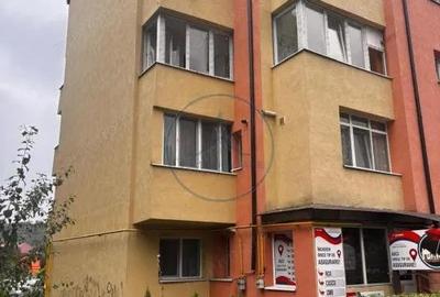 Garsoniera Calea Moldovei etaj 2-30 mp - 2