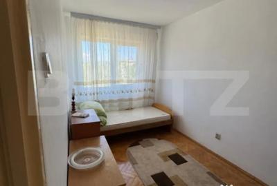 Apartament cu 3 camere semidecomandat în Central - 2