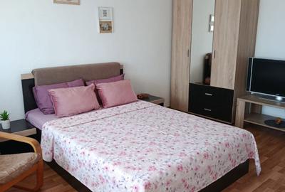 Garsonieră decomandată în Traian - 3