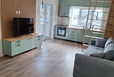Apartament cu 3 camere semidecomandat, mobilat în Florești