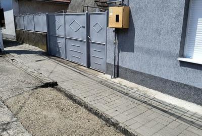 Casă cu 4 camere în Deta - 7